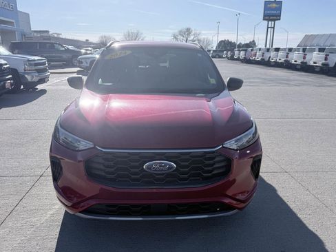 Used 2024 Ford Escape ST-Line image 3