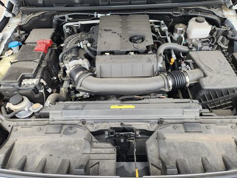 Certified 2025 Nissan Frontier SV AWD/4WD image 22