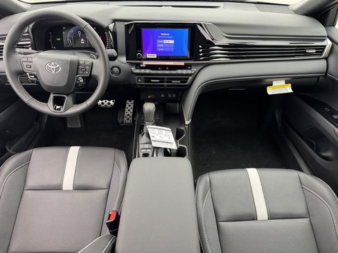 New 2026 Toyota Camry SE FWD image 4
