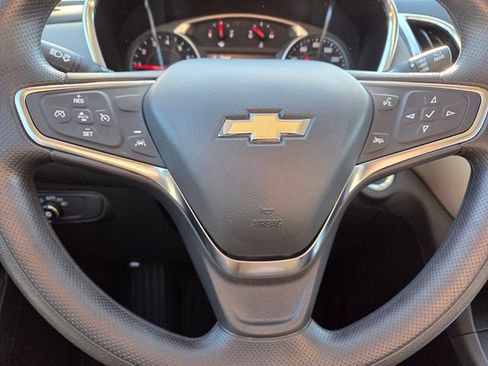 Used 2024 Chevrolet Equinox LS w/ LS Convenience Package FWD image 35