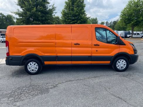 Used 2017 Ford Transit 150 148 Low Roof RWD image 3