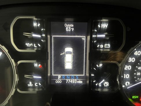 Used 2018 Toyota Tundra SR5 image 11