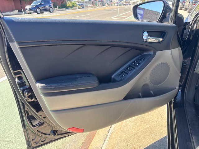 Used 2014 Kia Forte LX FWD image 26