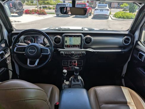 Used 2020 Jeep Gladiator Rubicon AWD/4WD image 30