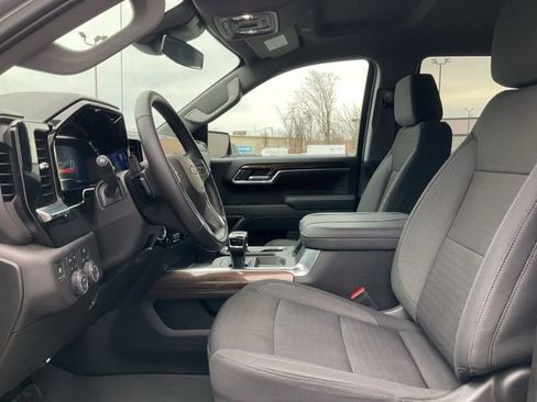 Certified 2025 Chevrolet Silverado 1500 LT image 10