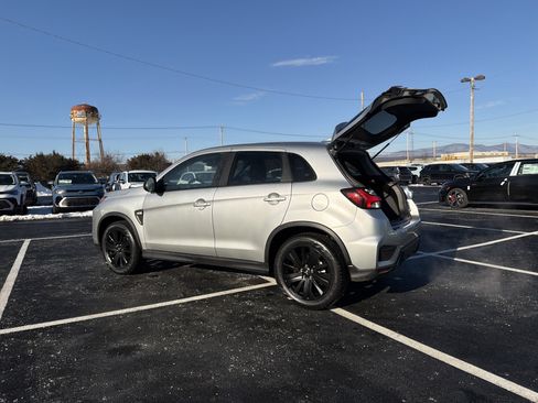 Used 2025 Mitsubishi Outlander Sport ES image 29