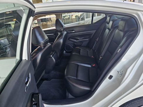 Used 2023 Nissan Altima 2.5 SR image 18