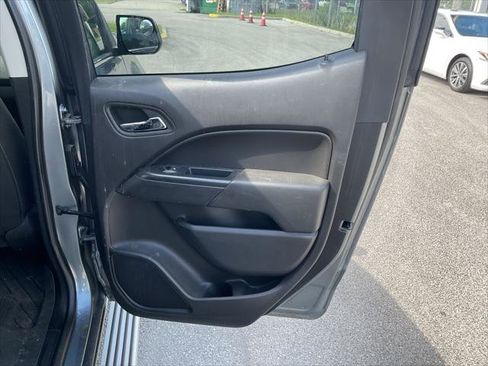 Used 2018 Chevrolet Colorado LT w/ LT Convenience Package RWD image 24