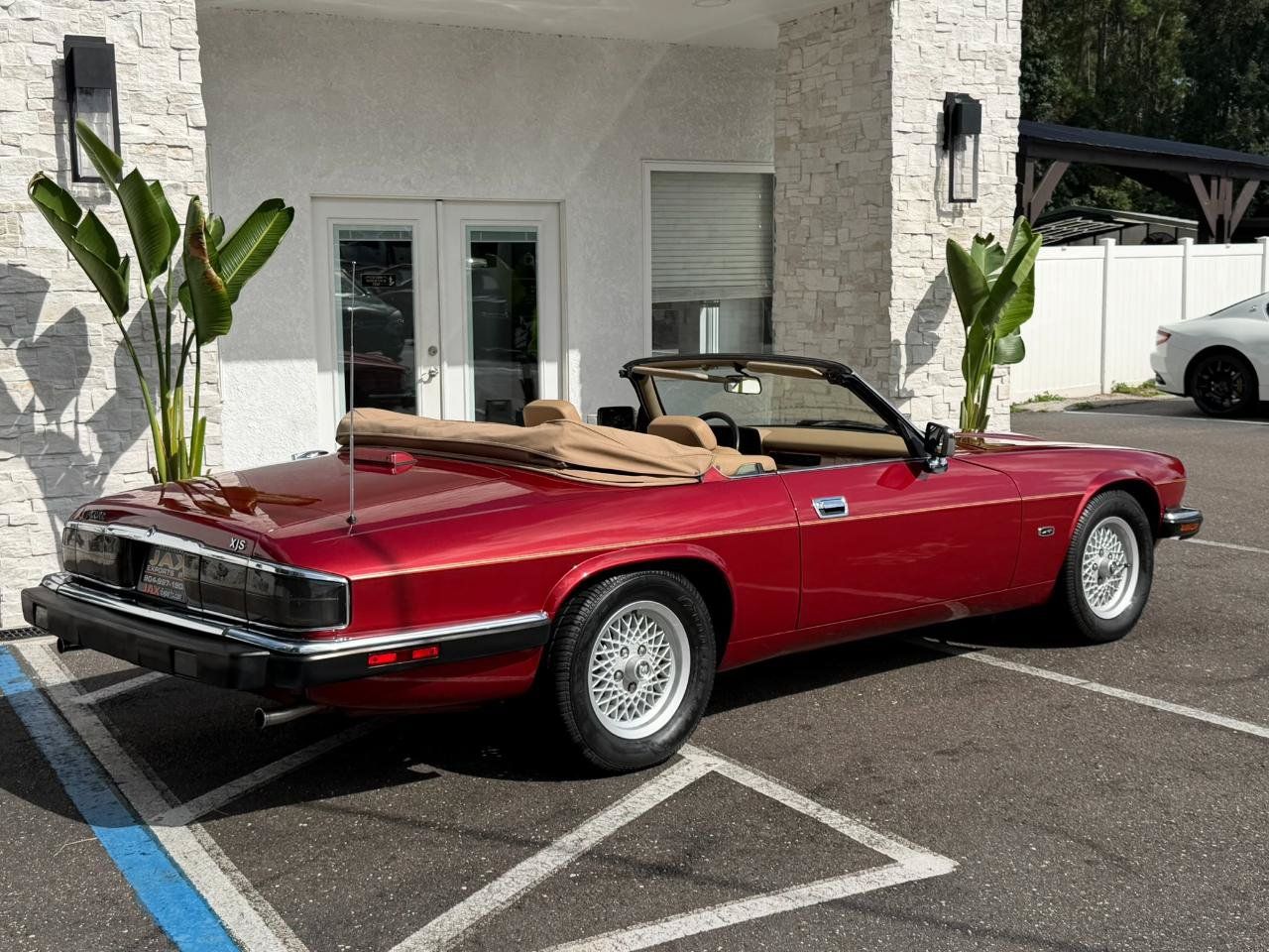 Used 1993 Jaguar XJS 4.0 Convertible RWD image 16