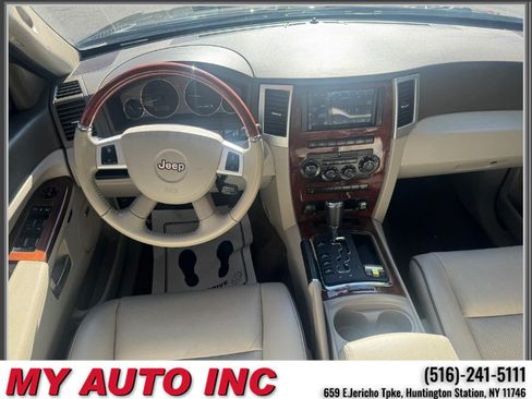 Used 2008 Jeep Grand Cherokee Overland AWD/4WD image 10