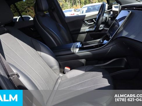Used 2023 Mercedes-Benz EQE 500 4MATIC SUV image 25
