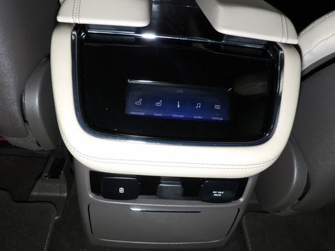 Used 2022 Lincoln Navigator Reserve AWD/4WD image 27