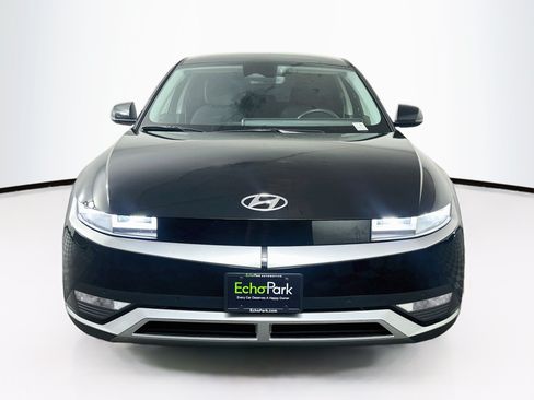 Used 2024 Hyundai Ioniq 5 SEL RWD image 2