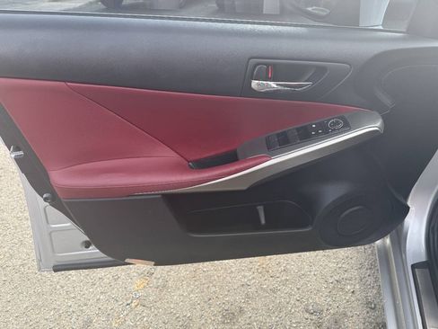 Used 2016 Lexus IS 200t RWD image 3