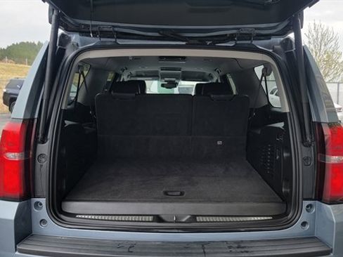 Used 2016 Chevrolet Suburban LT w/ Luxury Package image 45