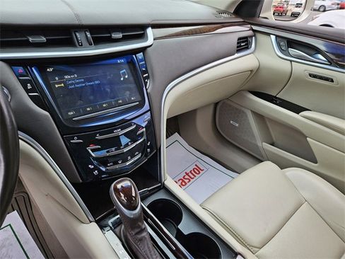 Used 2016 Cadillac XTS Luxury image 20