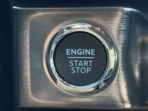 New 2026 Ford F250 Lariat w/ Chrome Package image 60