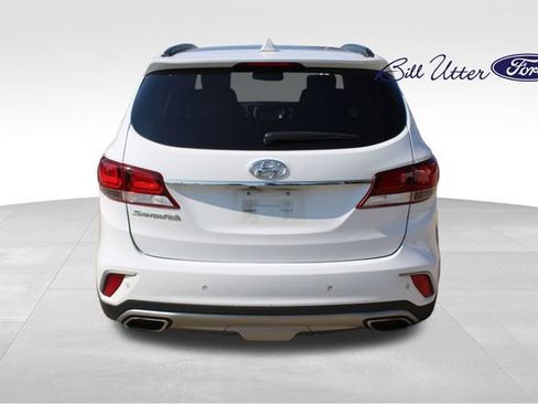 Used 2017 Hyundai Santa Fe Limited FWD image 6