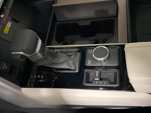 Used 2024 Toyota Sequoia Capstone image 28