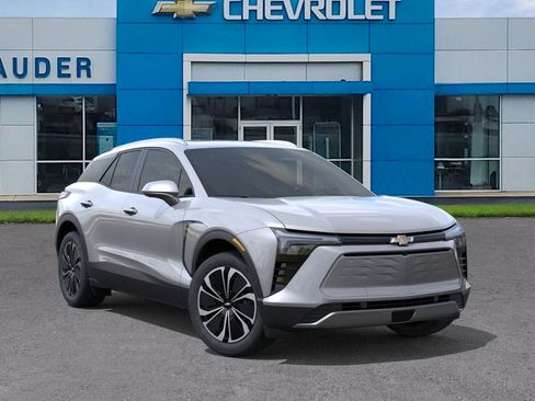 New 2026 Chevrolet Blazer EV LT image 7