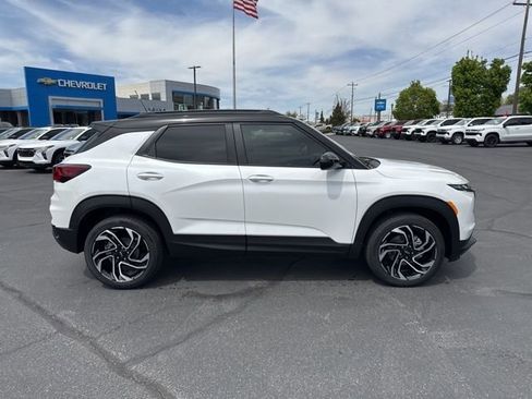 New 2026 Chevrolet TrailBlazer RS w/ Convenience Package AWD/4WD image 8