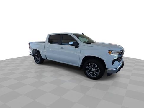 Used 2023 Chevrolet Silverado 1500 LT AWD/4WD image 2