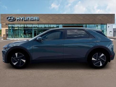 New 2026 Hyundai Ioniq 5 SEL RWD image 3