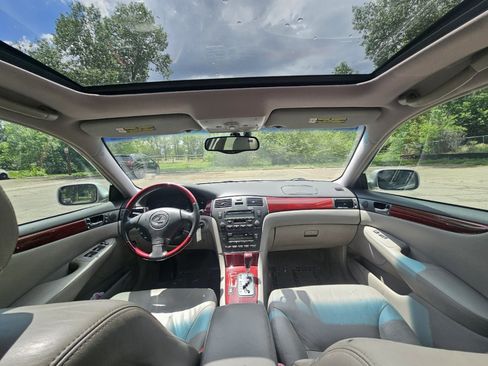 Used 2004 Lexus ES 330 FWD image 32