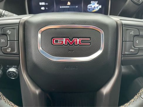 Used 2025 GMC Sierra 2500 AT4 w/ AT4 Premium Plus Package image 20