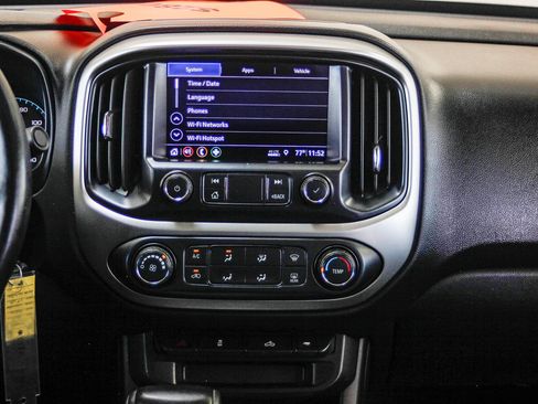 Used 2019 Chevrolet Colorado LT w/ LT Convenience Package image 13