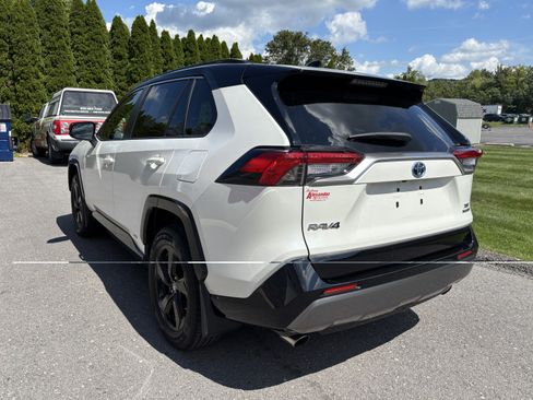 Used 2019 Toyota RAV4 XSE w/ Carpet Mat Package AWD/4WD image 6