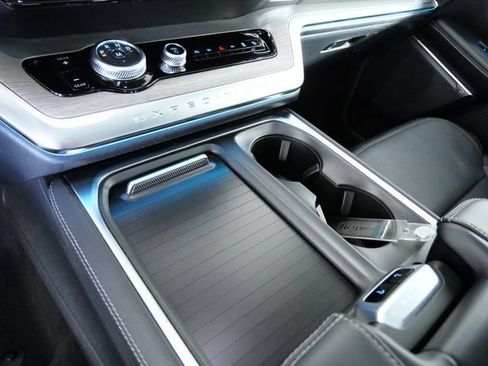 Certified 2025 Ford Expedition Platinum AWD/4WD image 53