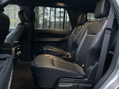 Used 2020 Ford Expedition XLT w/ Equipment Group 202A image 14