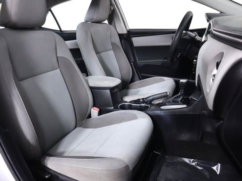 Used 2018 Toyota Corolla LE w/ Carpet Mat Package (TMS) FWD image 35