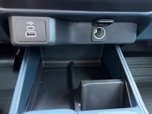 New 2025 Ford Maverick XL w/ Equipment Group 101A image 18