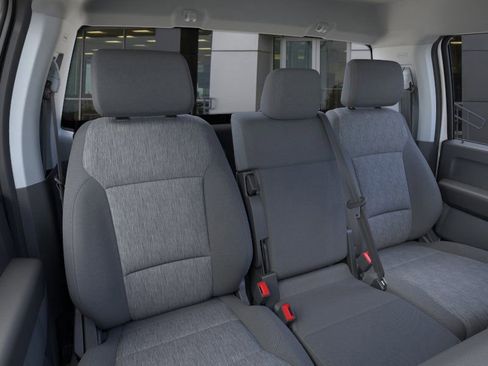 New 2025 Ford F250 XL w/ FX4 Off-Road Package image 10