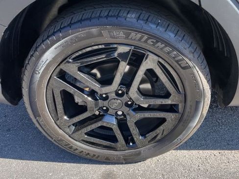 Used 2025 Kia Telluride SX X-Line image 12