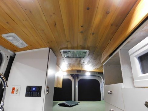 Used 2019 Ford Transit 250 148 Medium Roof image 45