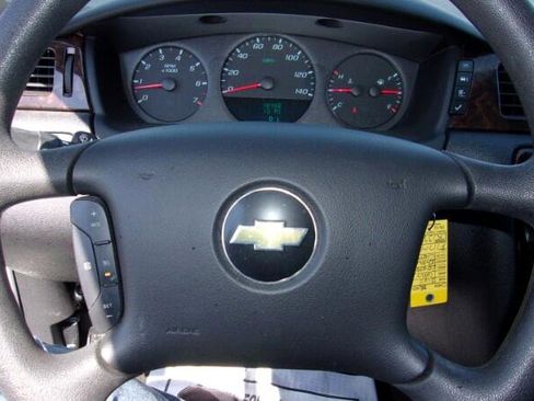 Used 2015 Chevrolet Impala Limited LS image 11