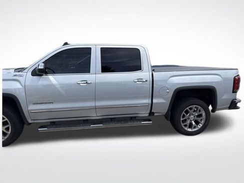 Used 2017 GMC Sierra 1500 SLT w/ SLT Premium Package AWD/4WD image 3