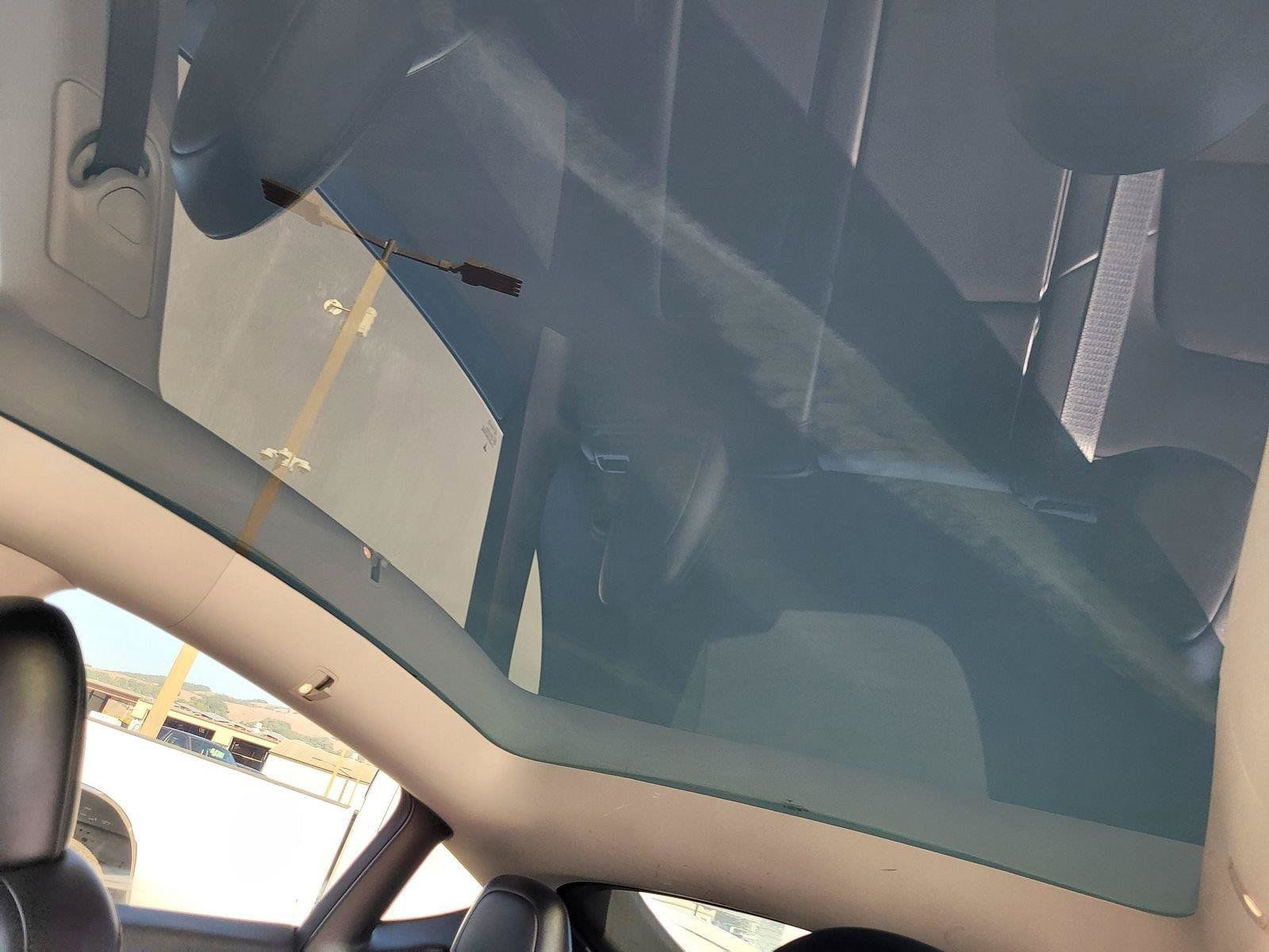 Used 2023 Tesla Model Y Long Range AWD/4WD image 12