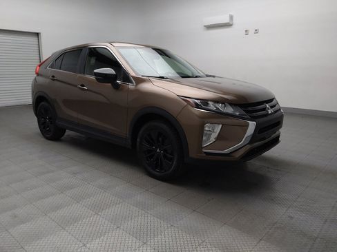 Used 2018 Mitsubishi Eclipse Cross LE image 13