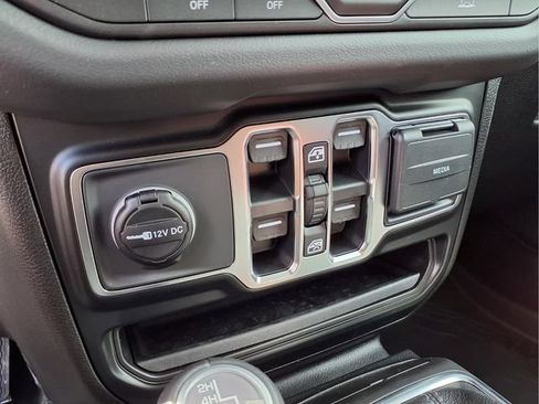 New 2026 Jeep Gladiator Sport AWD/4WD image 19