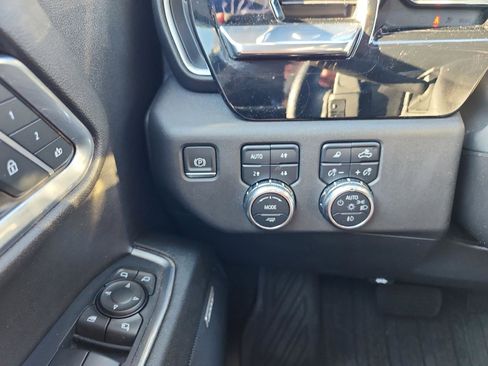 Certified 2024 GMC Sierra 1500 SLT w/ SLT Premium Package image 23