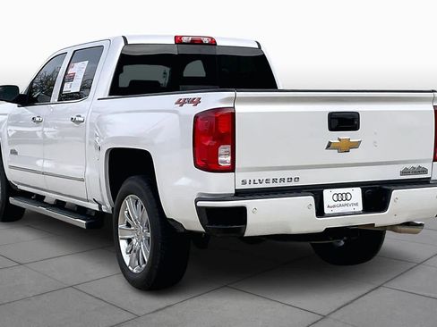 Used 2018 Chevrolet Silverado 1500 High Country image 11
