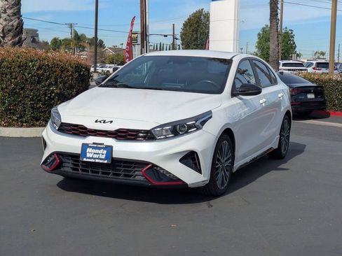 Used 2023 Kia Forte GT-Line image 2