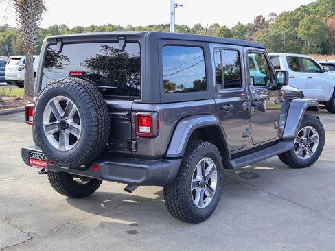 Used 2020 Jeep Wrangler Unlimited Sahara image 2