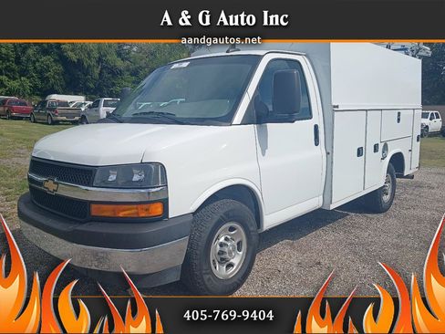 Used 2023 Chevrolet Express 3500 w/ Power Convenience Package RWD image 1