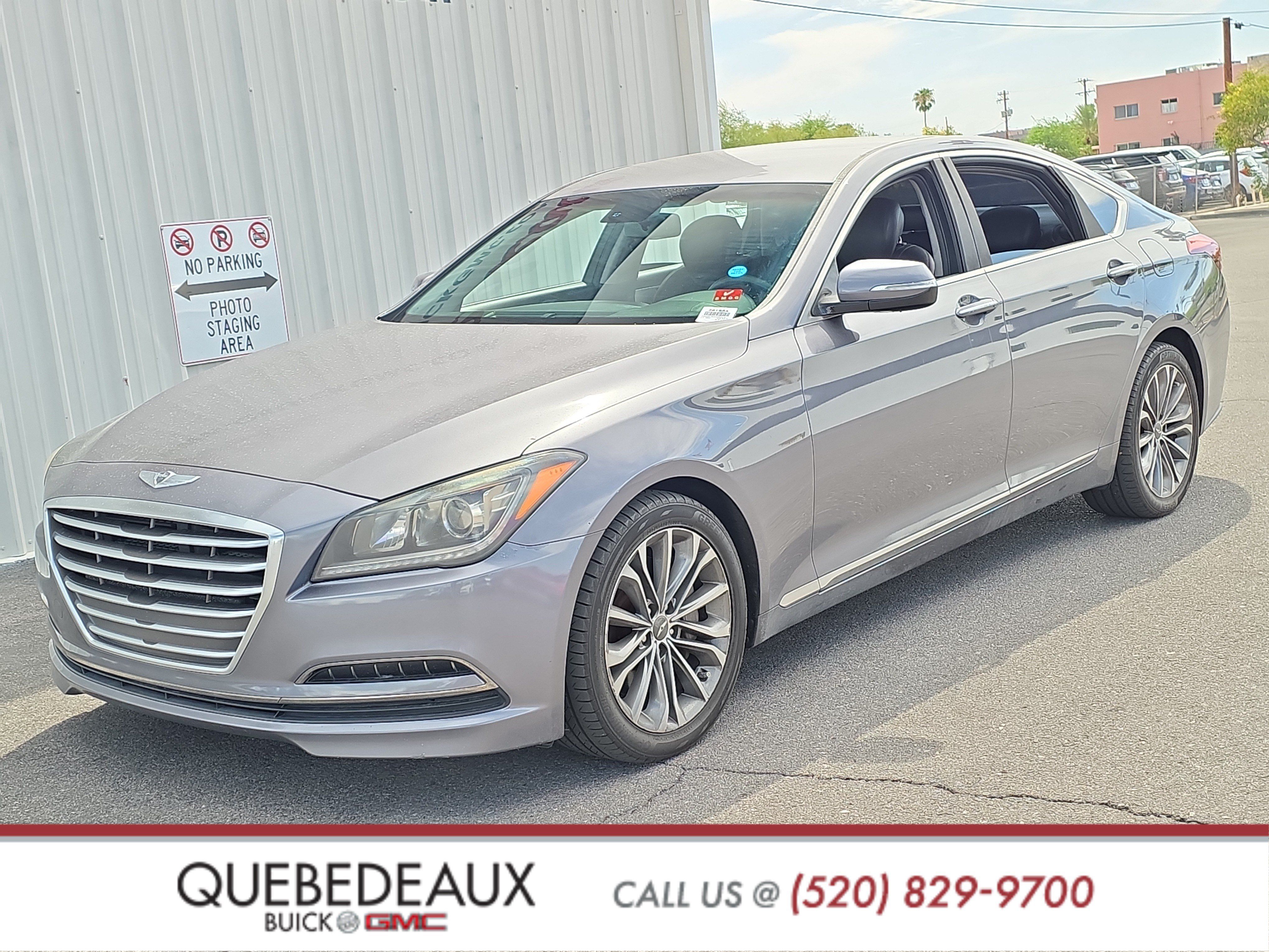 Used 2015 Hyundai Genesis 3.8 RWD image 3
