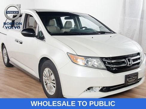 Used 2014 Honda Odyssey LX image 3